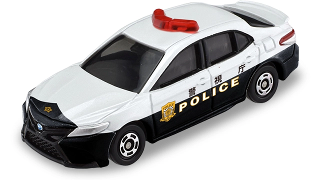 AEON 限定 No.87 Toyota Camry Sports 日本警察巡邏車官方商品照，黑白車身印「警視庁 POLICE」