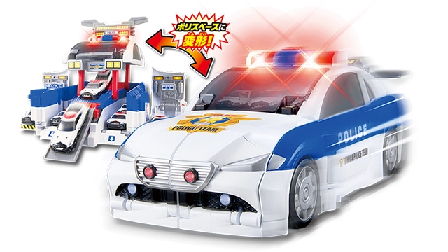 變形出動!大型巡邏車官方商品照,白藍配色巡邏車與展開後的警察基地型態
